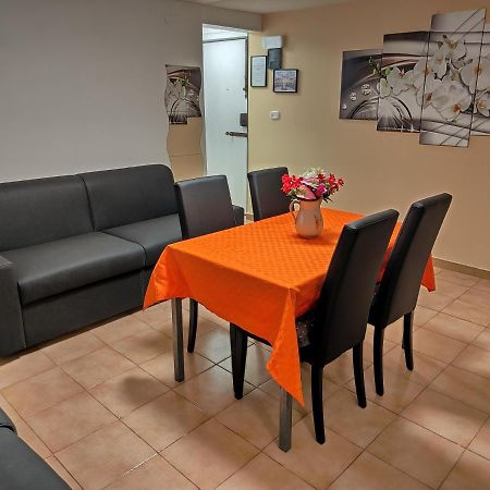 Piazza Verga Home 卡塔尼亚 外观 照片